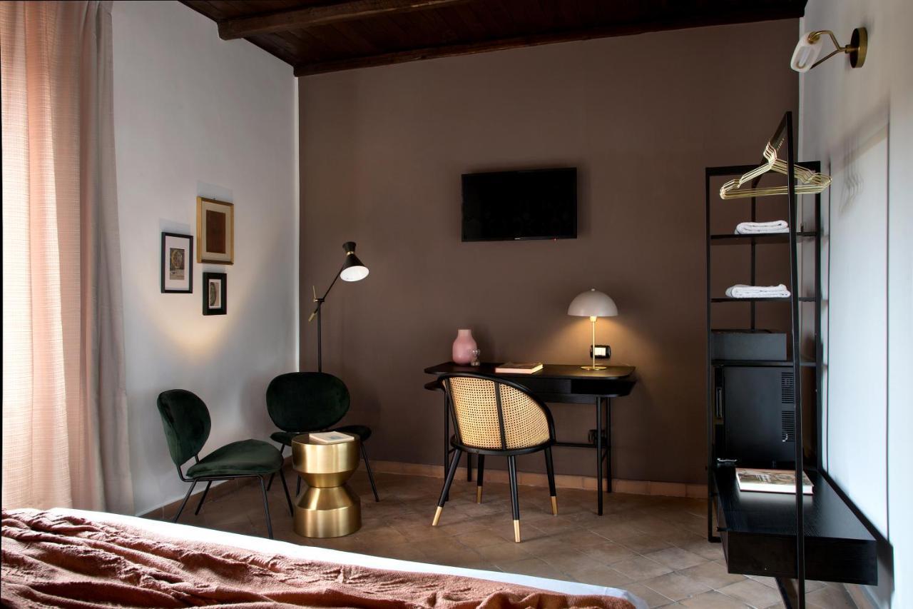 ナポリ La Nova Bed And Museum Bed & Breakfast エクステリア 写真
